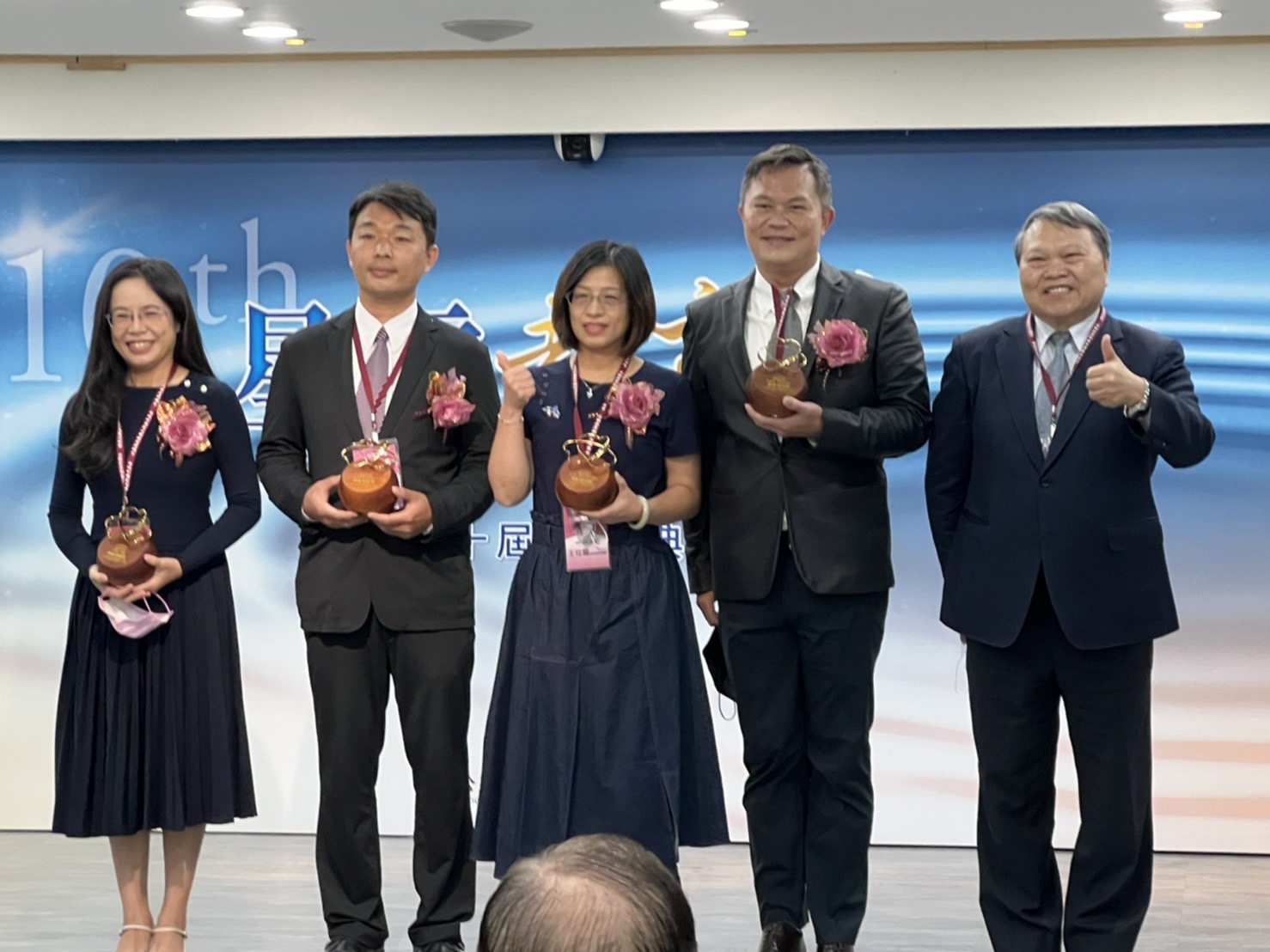 文煥老師與其它三位特教組典範教師合影